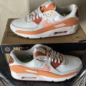 Nike:Air Max 90 SE- Color sail/ LT madder root- Size 8M and Size 9.5W